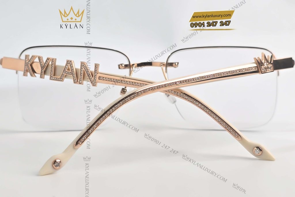 Mắt kính vàng cá nhân hoá cao cấp - Xu hướng thời trang trọng khẳng định dấu ấn riêng