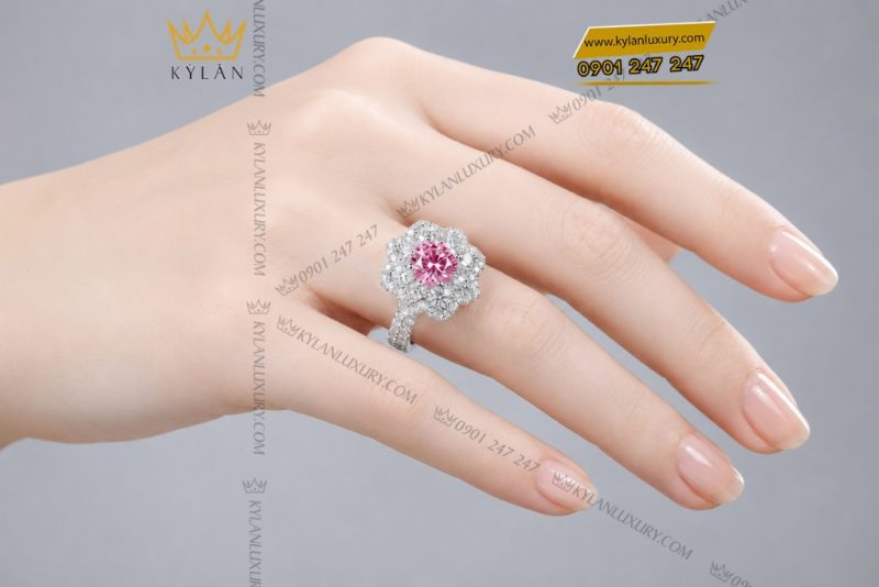 Nhẫn nữ vàng trắng Au750 đính kim cương và đá sapphire hồng