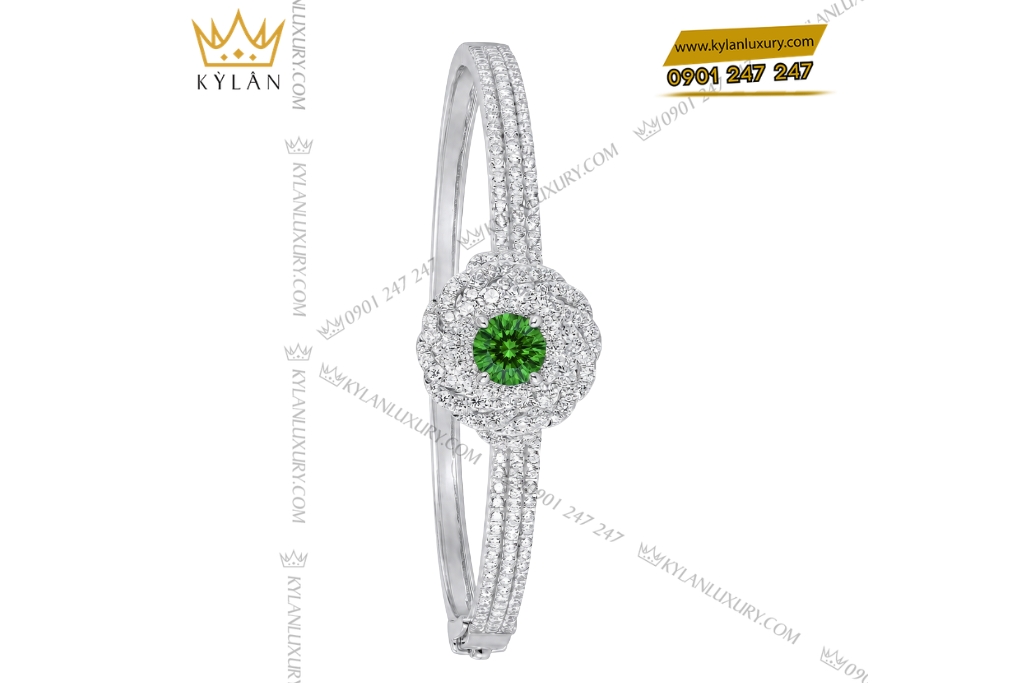 Kỳ Lân Luxury Vong tay vang trang Au750 dinh kim cuong va ngoc luc bao 2 Vòng tay vàng trắng Au750 đính kim cương và ngọc lục bảo