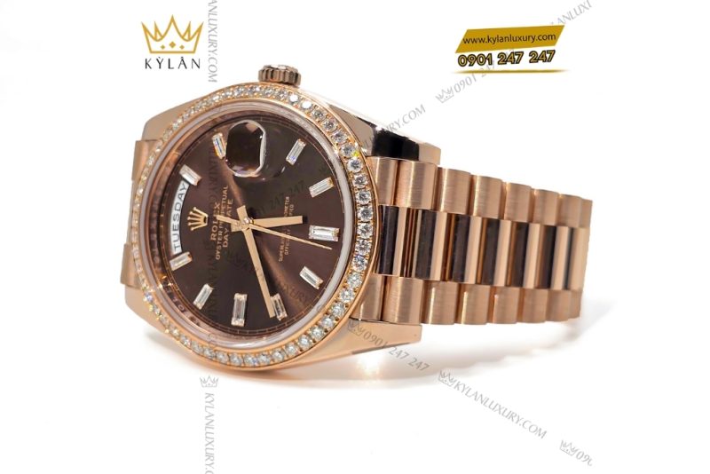 Đồng hồ Rolex Day Date Chocolate custom vành kim tròn 228235
