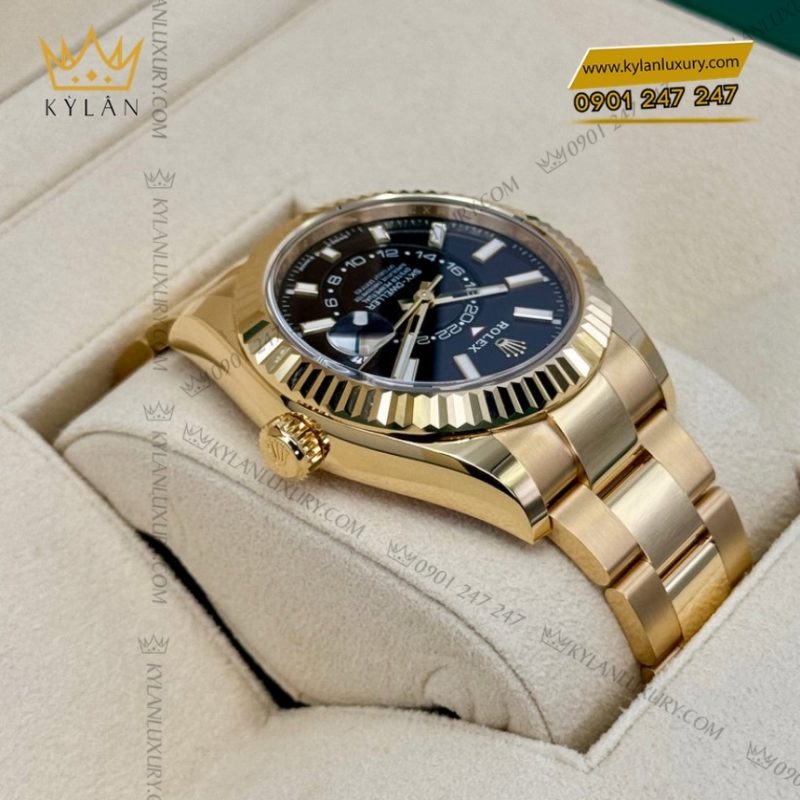 Đồng hồ Rolex Sky Dweller vàng vàng mặt đen 336938-0002