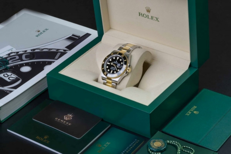 Vì sao Rolex đầy đủ hộp sổ thẻ có giá tốt hơn? 4 Kỳ Lân Luxury vi sao rolex day du hop so the co gia tot hon 2 Vì sao Rolex đầy đủ hộp sổ thẻ có giá tốt hơn?