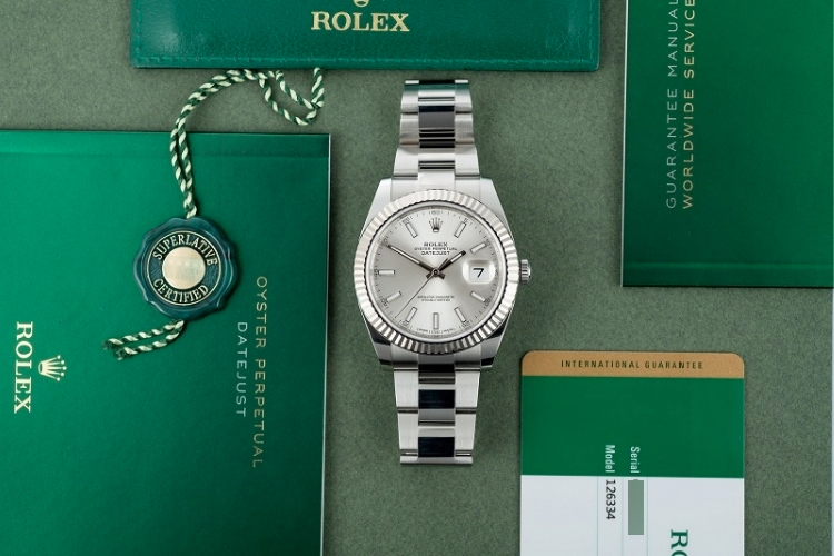 Vì sao Rolex đầy đủ hộp sổ thẻ có giá tốt hơn? 3 Kỳ Lân Luxury vi sao rolex day du hop so the co gia tot hon 4 Vì sao Rolex đầy đủ hộp sổ thẻ có giá tốt hơn?