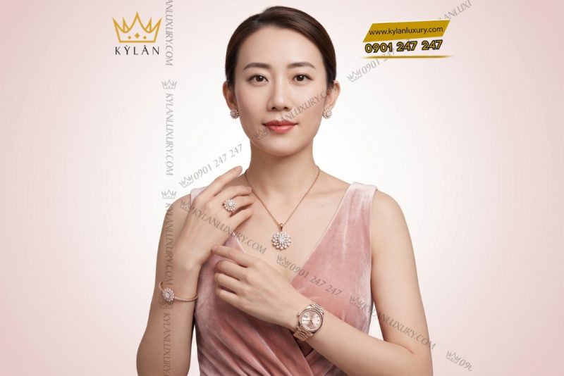 Bộ trang sức vàng hồng Au750 đính kim cương