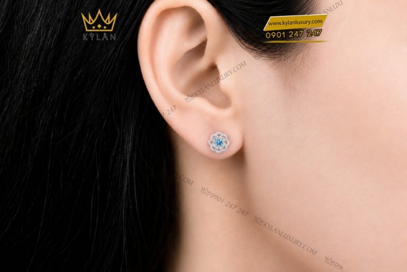 Bông tai vàng trắng Au750 đính đá Topaz