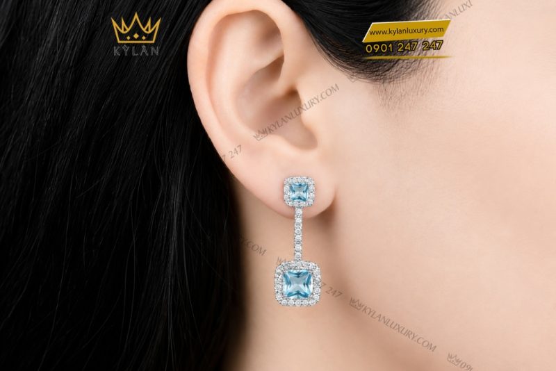Bông tai vàng trắng Au750 đính đá Topaz