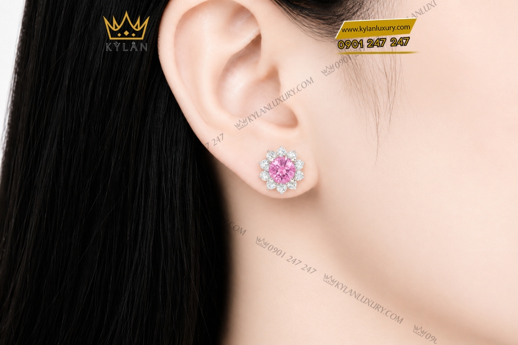 Bông tai vàng trắng Au750 đính sapphire hồng 6 Bông tai vàng trắng Au750 đính sapphire hồng