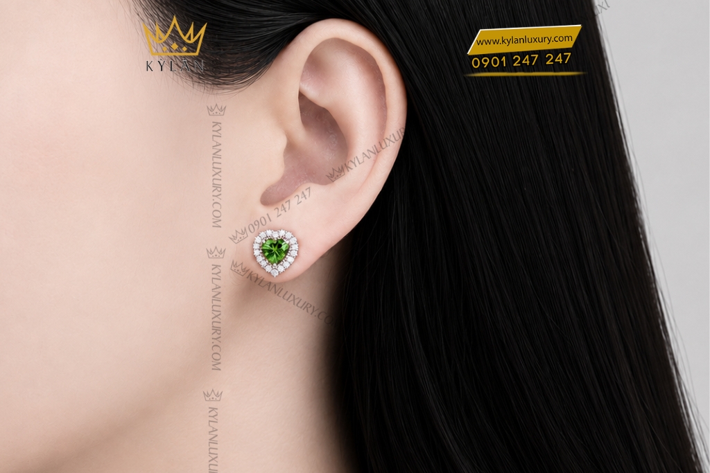 Bông tai vàng trắng Au750 đính sapphire xanh lá