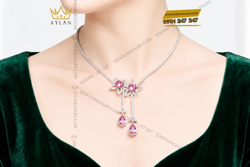 Dây chuyền vàng trắng Au750 đính sapphire hồng