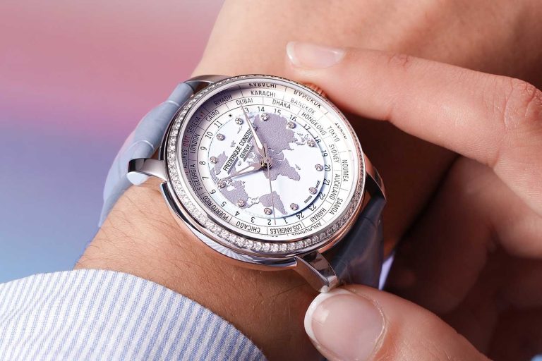 Kỳ Lân Luxury Dong ho Frederique Constant Manufacture Classic Worldtimer1 Đồng hồ Frederique Constant Manufacture Classic Worldtimer