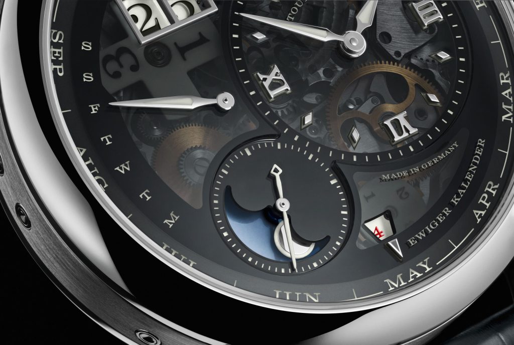 Kỳ Lân Luxury Dong ho Lange Sohne Tourbillon Perpetual Calendar Lumen4 Đồng hồ Lange & Söhne Tourbillon Perpetual Calendar Lumen