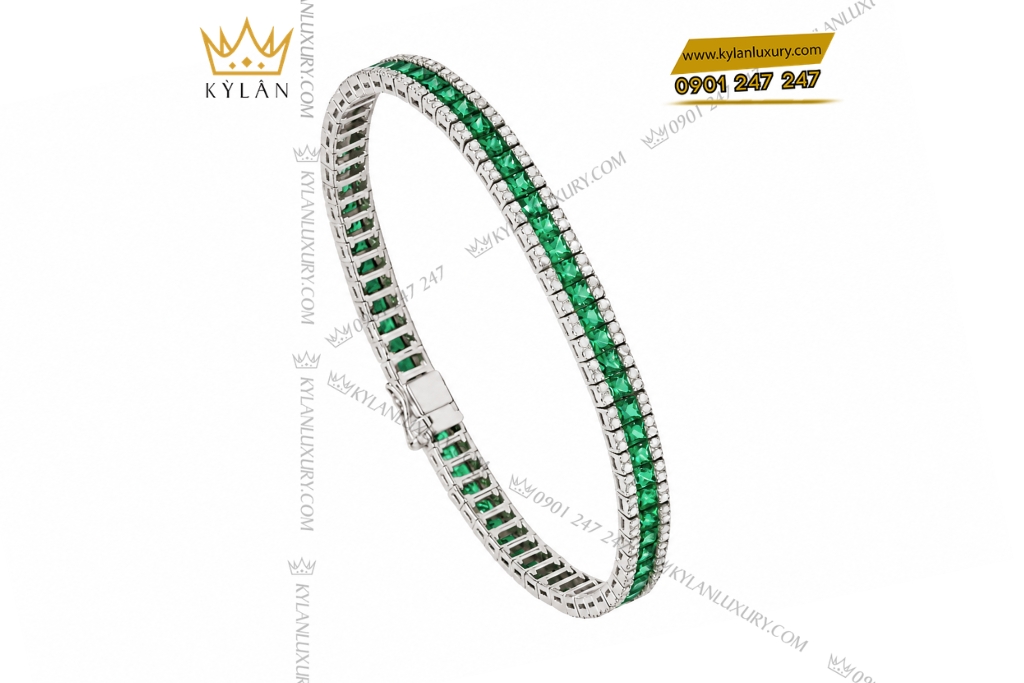 Kỳ Lân Luxury Lac tay vang trang Au750 dinh ngoc luc bao 6 Lắc tay vàng trắng Au750 đính ngọc lục bảo