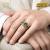 Nhẫn nam vàng hồng Au750 đính sapphire xanh lá