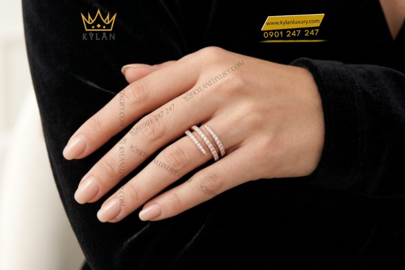 Nhẫn nữ vàng hồng Au750 đính kim cương