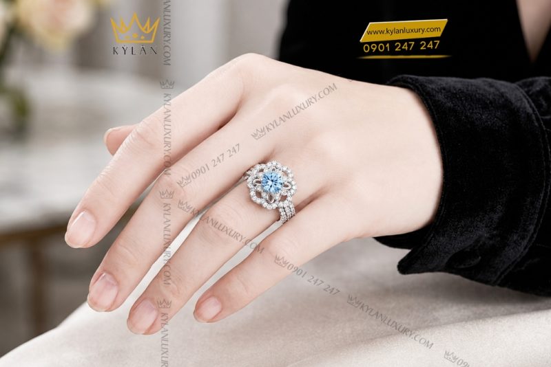 Nhẫn nữ vàng trắng Au750 đính đá Topaz