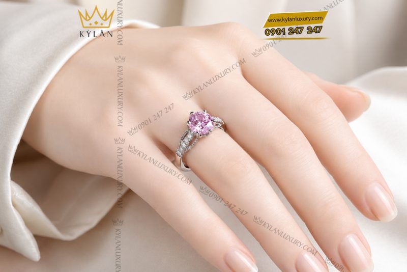 Nhẫn nữ vàng trắng Au750 đính kim cương và sapphire hồng