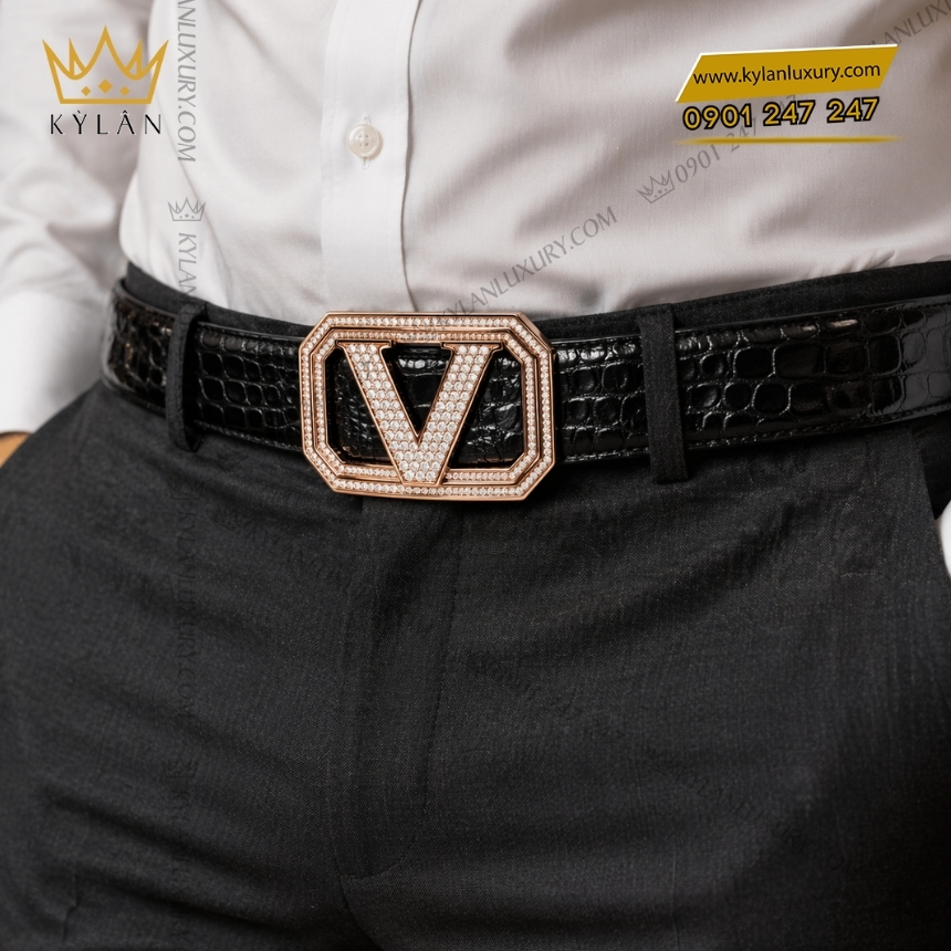 Kỳ Lân Luxury mat that lung chu v vang hong kim cuong 3 Mặt thắt lưng chữ V vàng hồng kim cương