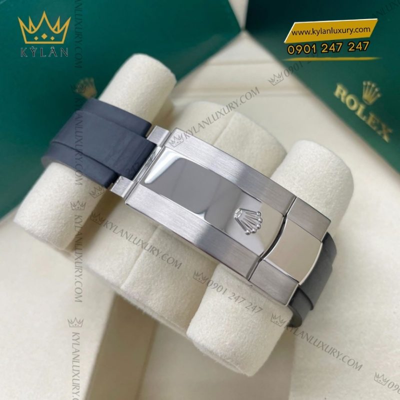 Đồng hồ Rolex Sky Dweller mặt đen dây cao su 336239-0002