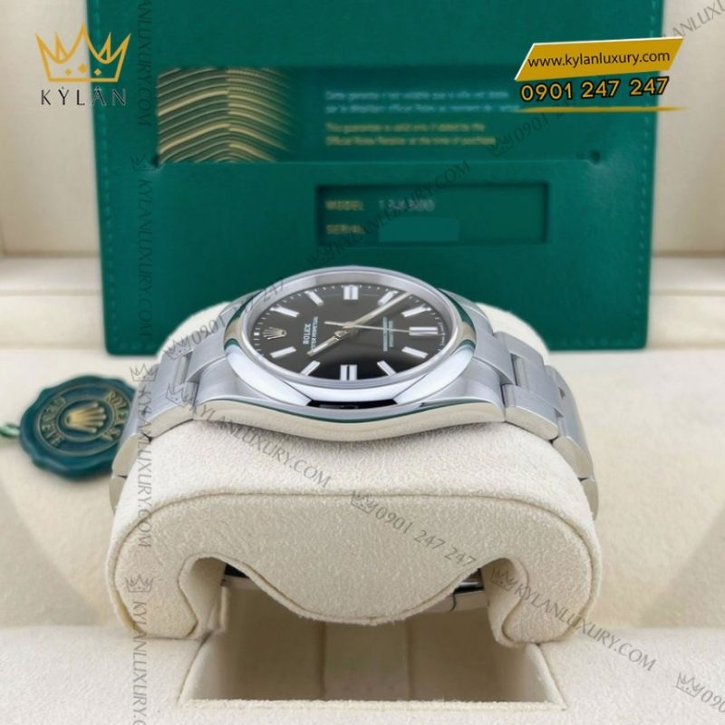 Đồng hồ Rolex Oyster Perpetual 41 mặt số đen 134300-0008