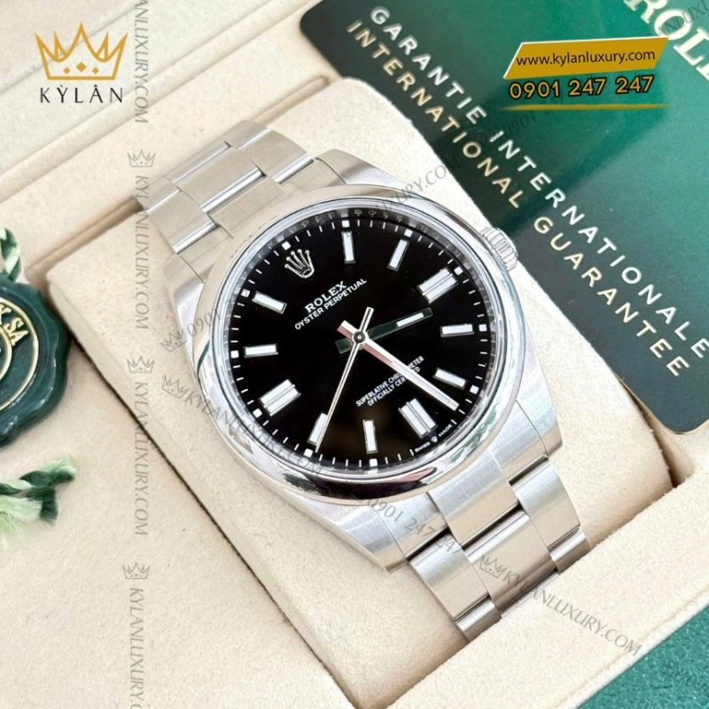 Đồng hồ Rolex Oyster Perpetual 41 mặt số đen 134300-0008