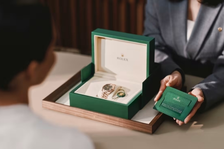 Tiêu chuẩn Superlative Chronometer của Rolex – Điều gì làm nên độ chính xác danh tiếng? 7 Kỳ Lân Luxury superlative chronometer cua rolex la gi 5 Tiêu chuẩn Superlative Chronometer của Rolex – Điều gì làm nên độ chính xác danh tiếng?