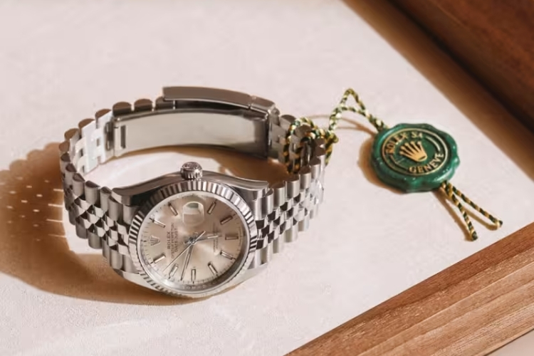 Tiêu chuẩn Superlative Chronometer của Rolex – Điều gì làm nên độ chính xác danh tiếng? 3 Kỳ Lân Luxury superlative chronometer cua rolex la gi 6 Tiêu chuẩn Superlative Chronometer của Rolex – Điều gì làm nên độ chính xác danh tiếng?