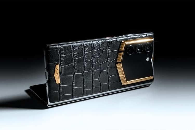 Kỳ Lân Luxury vertu alphafold dien thoai gap xa xi hermes agent ai 1 Vertu AlphaFold - Điện thoại gập xa xỉ tích hợp Hermes Agent AI
