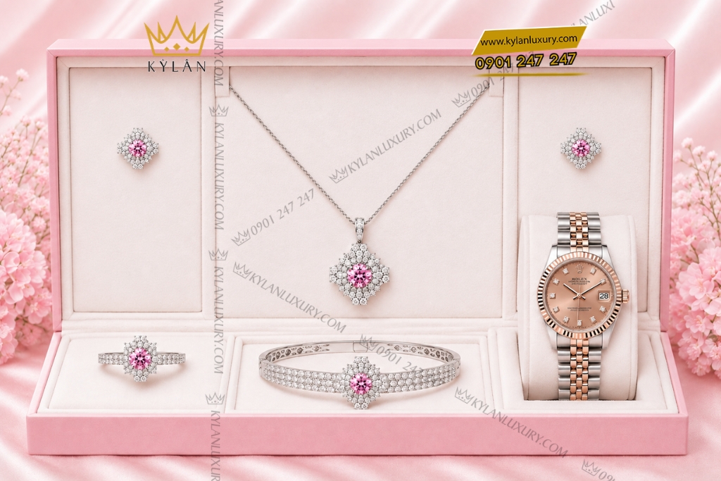 Kỳ Lân Luxury Bo trang suc kim cuong dinh sapphire hong 8 Bộ trang sức kim cương đính sapphire hồng