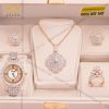 Bộ trang sức vàng hồng đính kim cương