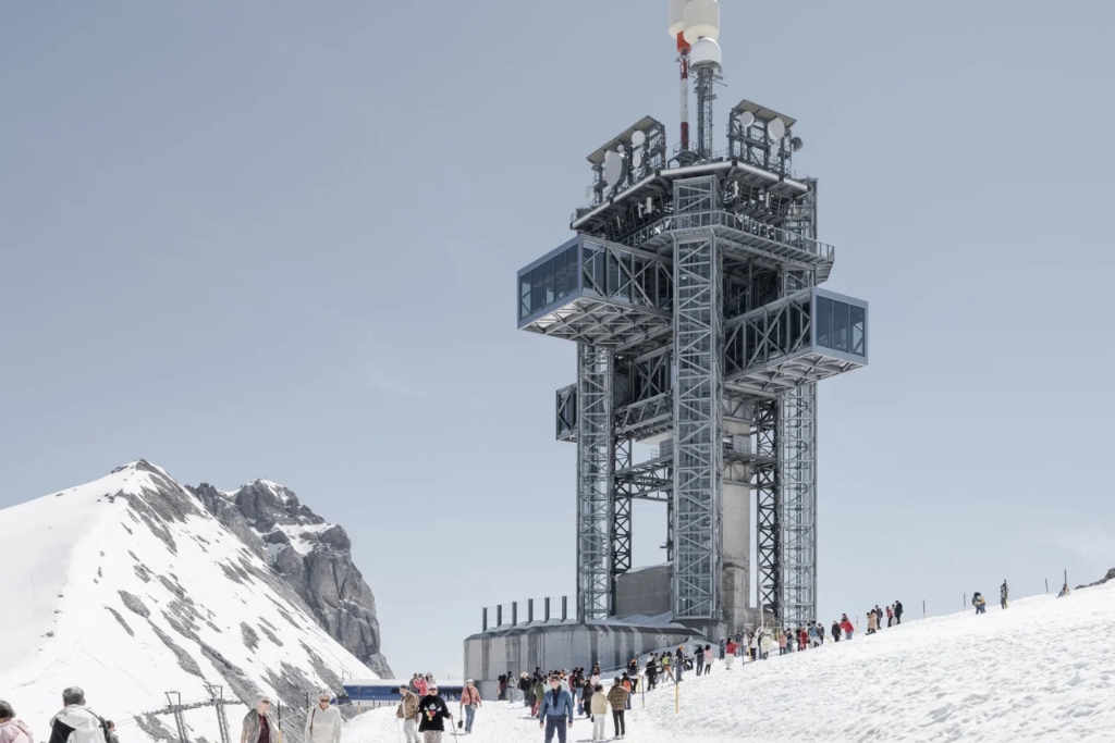 Cửa hàng Rolex trên núi Titlis