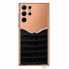 Điện thoại Samsung Galaxy S26 Ultra custom vàng hồng bọc da cá sấu đính kim cương