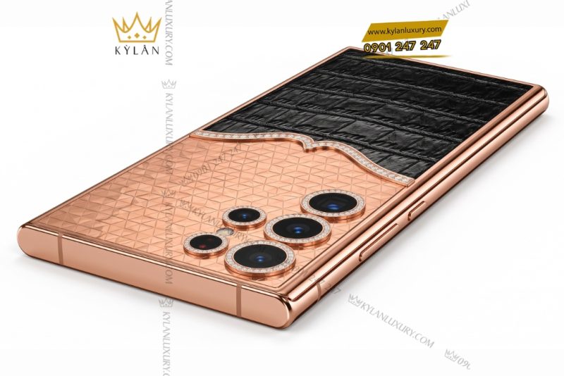 Điện thoại Samsung Galaxy S26 Ultra custom vàng hồng bọc da cá sấu đính kim cương