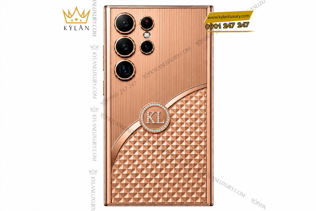 Điện thoại Samsung Galaxy S26 Ultra custom vàng hồng đính kim cương 7 Kỳ Lân Luxury Dien thoai Samsung Galaxy S26 Ultra custom vang hong dinh kim cuong 1 1 Điện thoại Samsung Galaxy S26 Ultra custom vàng hồng đính kim cương