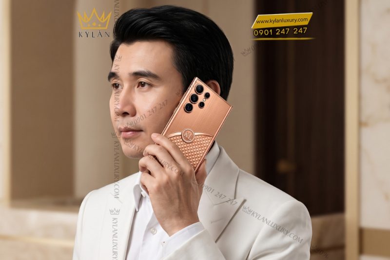 dien-thoai-samsung-galaxy-s26-ultra-custom-vang-hong-hoa-tiet-dinh-kim-cuong Điện thoại Samsung Galaxy S26 Ultra custom vàng hồng đính kim cương