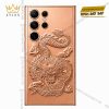 Điện thoại Samsung Galaxy S26 Ultra custom vàng hồng họa tiết rồng dập nổi