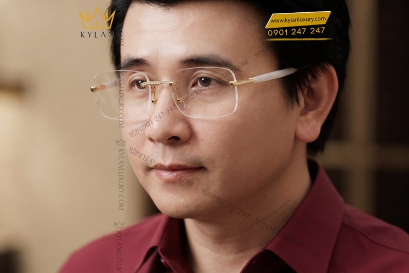 Mắt kính vàng vàng Au750 đính kim cương