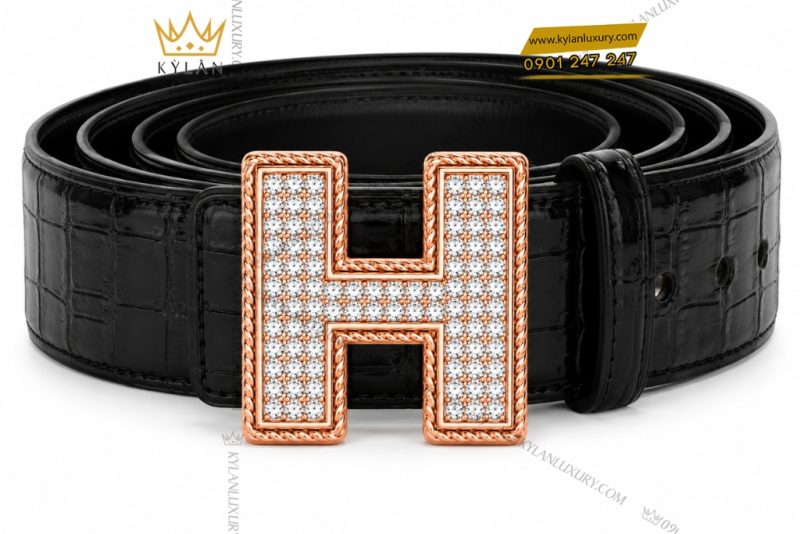 Mặt thắt lưng chữ H vàng hồng Au750 đính kim cương