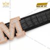 Mặt thắt lưng chữ M vàng hồng Au750 đính kim cương