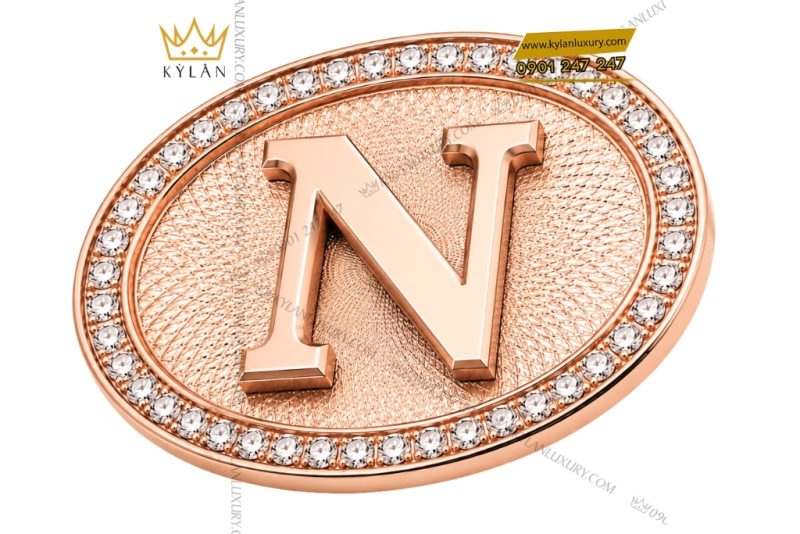 Mặt thắt lưng chữ N Oval vàng hồng Au750 viền kim cương