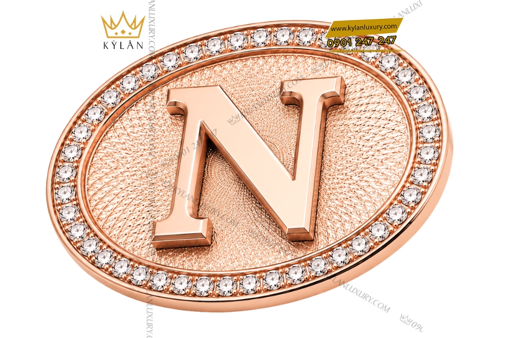 Mặt thắt lưng chữ N Oval vàng hồng Au750 viền kim cương