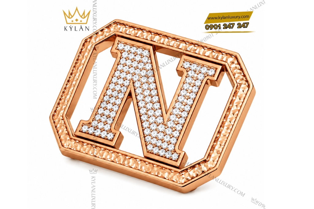 Kỳ Lân Luxury Mat that lung chu N vien hoa tiet dinh kim cuong 2 1 Mặt thắt lưng chữ N viền họa tiết đính kim cương