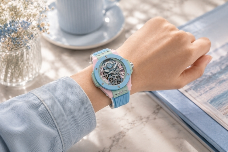Hublot Big Bang Summer Multi-Colored Ceramic 44mm.