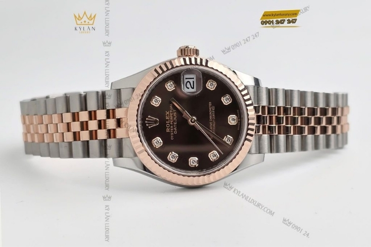 Cặp đôi Rolex Datejust Chocolate 126331 & 278271 gây chú ý tại Kỳ Lân 6 Kỳ Lân Luxury cap doi rolex datejust chocolate 126331 278271 tai ky lan 7 Cặp đôi Rolex Datejust Chocolate 126331 & 278271 gây chú ý tại Kỳ Lân