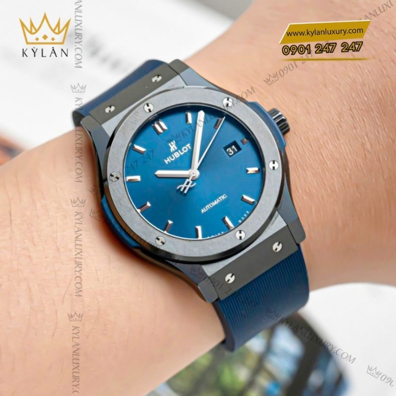 Đồng hồ Hublot Classic Fusion Ceramic Blue dây cao su 42mm