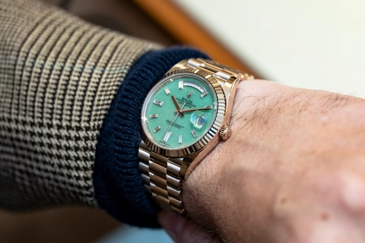 Jubilee Gold – Dấu ấn mới trong nghệ thuật chế tác của Rolex 6 Kỳ Lân Luxury jubilee gold la gi hop kim vang moi cua rolex 3 Jubilee Gold – Dấu ấn mới trong nghệ thuật chế tác của Rolex