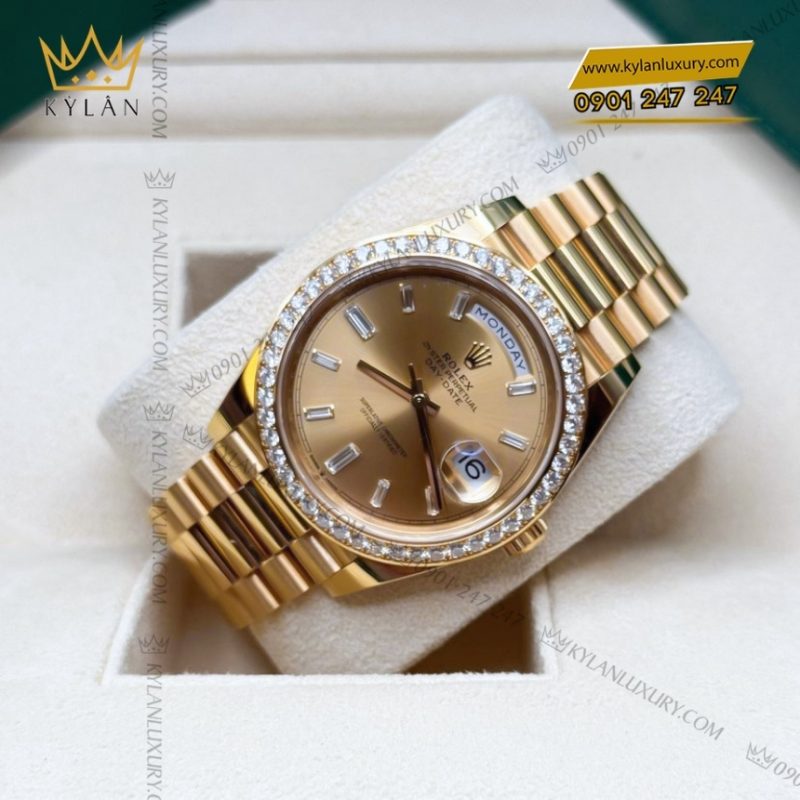 Đồng hồ Rolex Day Date 40 champagne vành kim cương 228348RBR-0002