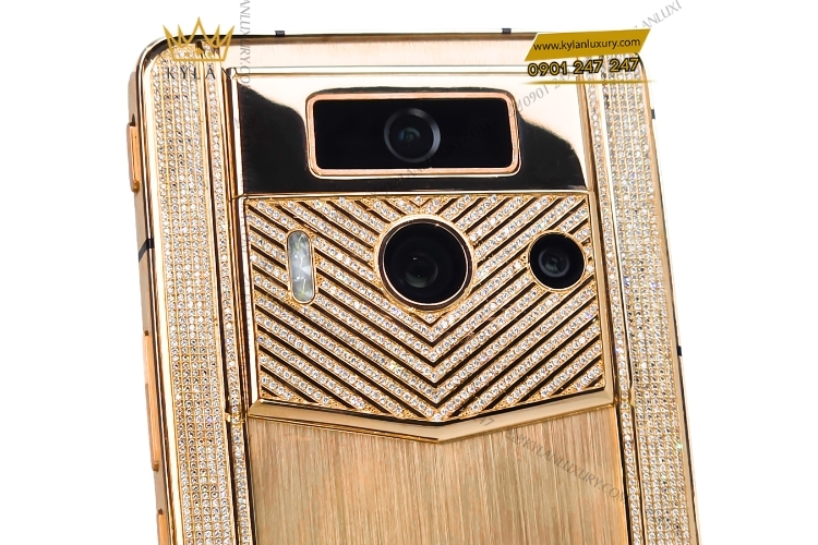 Điện thoại Vertu Meta 2 rồng vàng hồng đính kim cương 5 Kỳ Lân Luxury vertu meta 2 rong vang hong dinh kim cuong 10 Điện thoại Vertu Meta 2 rồng vàng hồng đính kim cương