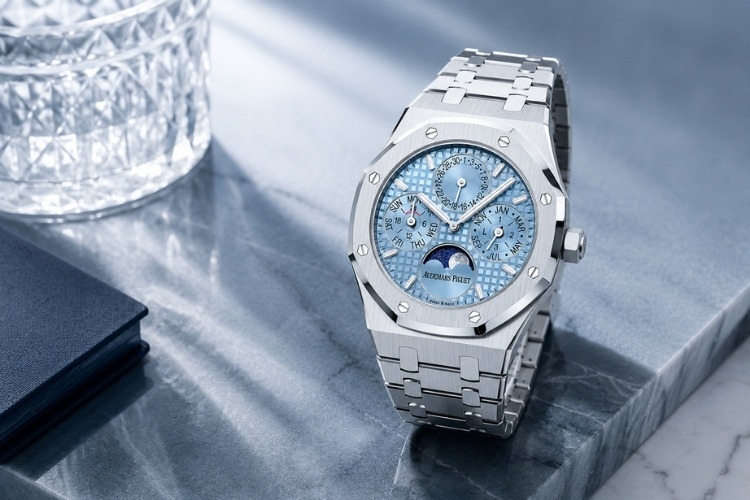 Điều gì giúp Audemars Piguet đứng trong hàng ngũ Big Three đồng hồ cao cấp? 9 Kỳ Lân Luxury vi sao audemars piguet thuoc big three dong ho cao cap 10 Điều gì giúp Audemars Piguet đứng trong hàng ngũ Big Three đồng hồ cao cấp?