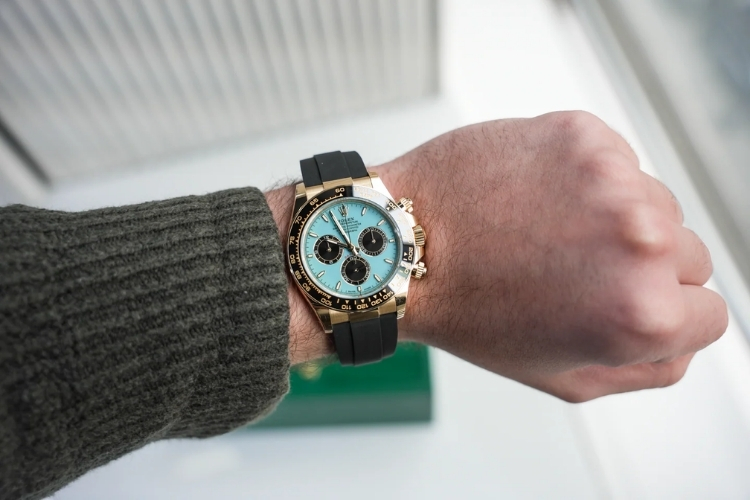 Kỳ Lân Luxury y nghia ba mat so phu tren rolex daytona 6 Ý nghĩa của ba mặt số phụ trên Rolex Daytona – Biểu tượng của hiệu suất và tốc độ