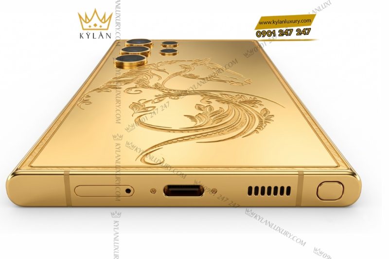 dien-thoai-samsung-galaxy-s26-ultra-custom-vang-hoa-tiet-con-ngua Điện thoại Samsung Galaxy S26 Ultra custom vàng họa tiết con ngựa